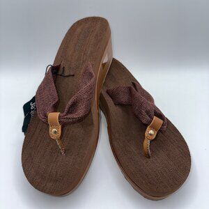 Tidewater Comfort Wave Sz 10 Wedge Flip flops Contoured Footbed Arch Support NWT